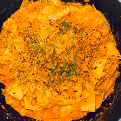 Spicy Cream Sauce Chicken Pasta.